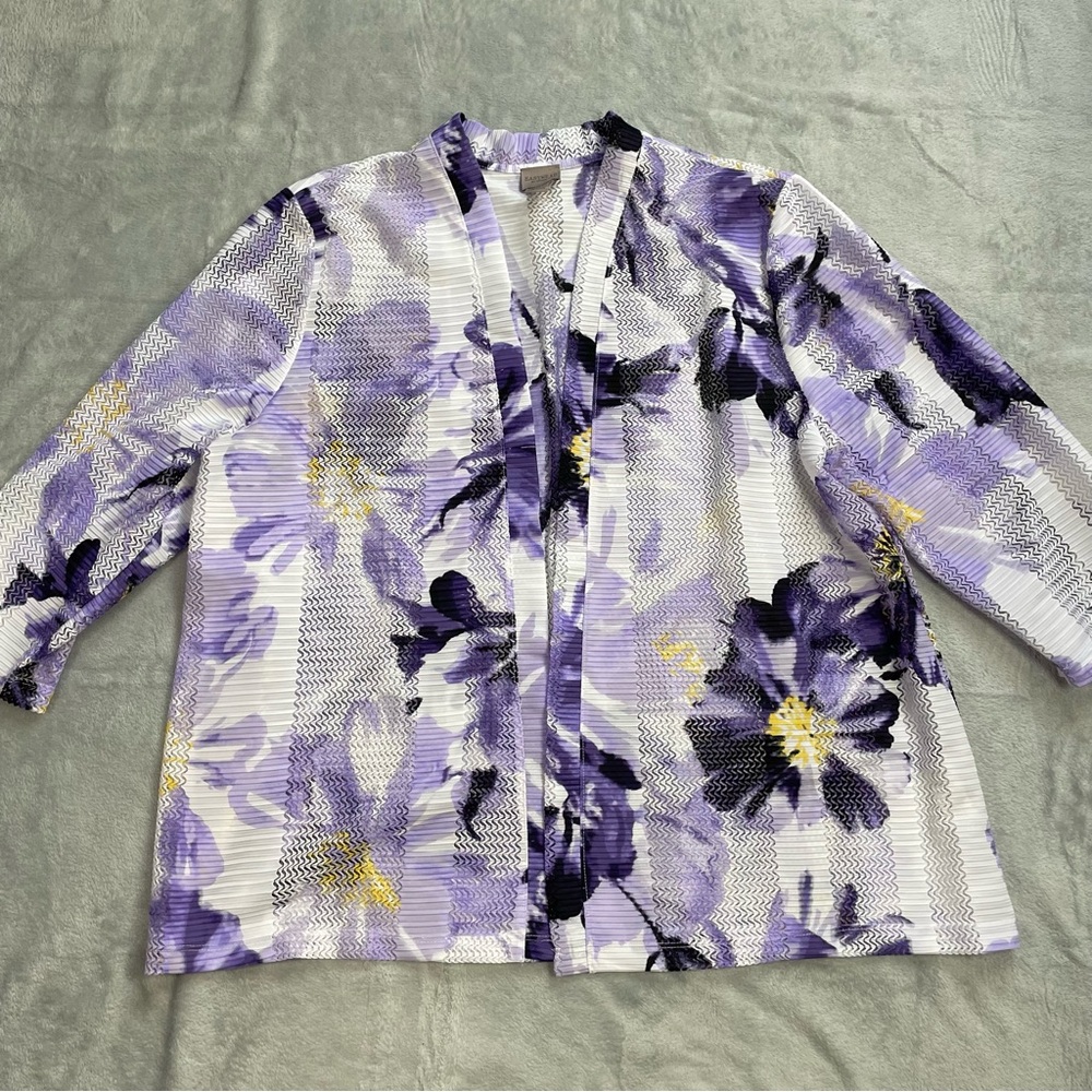 Chico’s‎ Cardigan Blouse 3 (XL) EasyWear Breezy Floral White Purple Lightweight